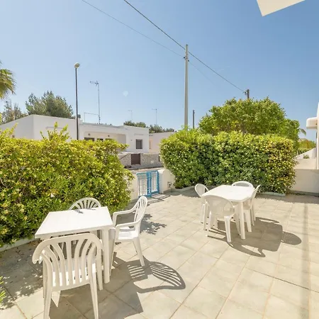 Blu Di Mancaversa * מרינה די מנקוורסה