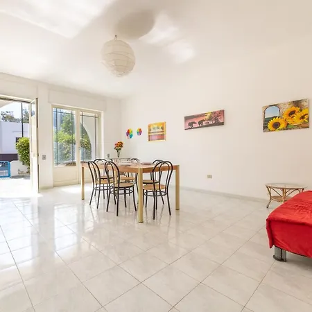 Blu Di Mancaversa * מרינה די מנקוורסה